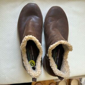 Wore a couple of times